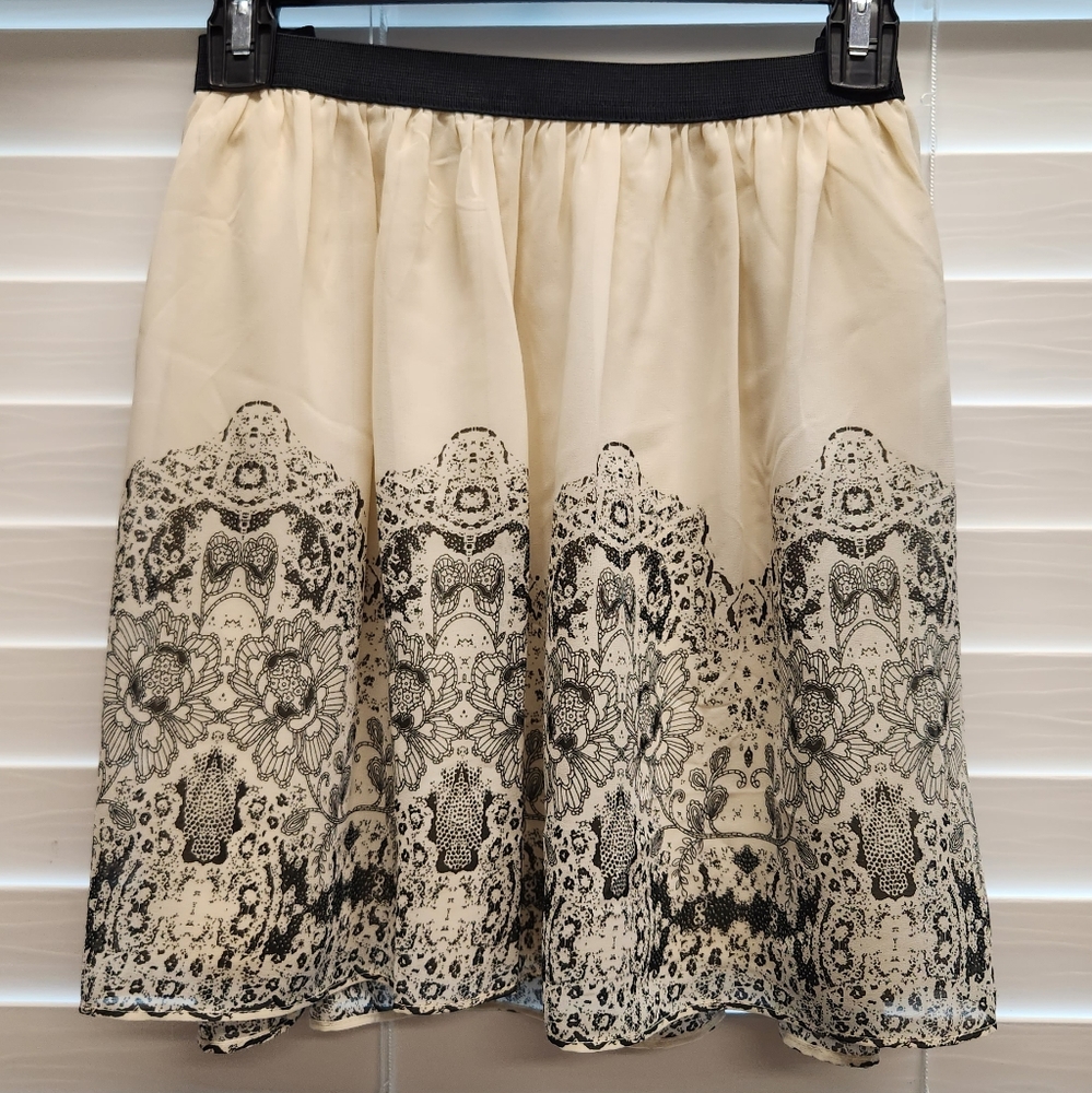 American Eagle Skirt Medium